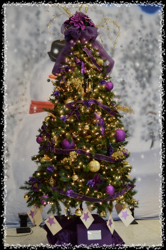 purple-christmas-tree-2016