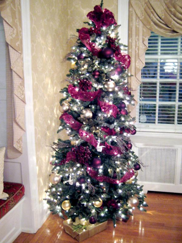 purple-christmas-tree-decorating-ideas