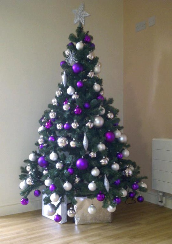 purple-and-silver-christmas-tree-design