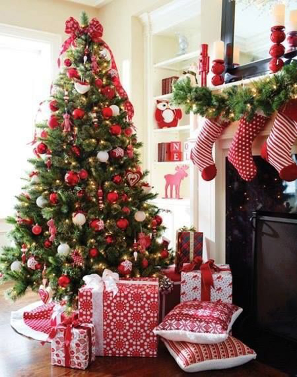 red-and-white-christmas-tree-decorations