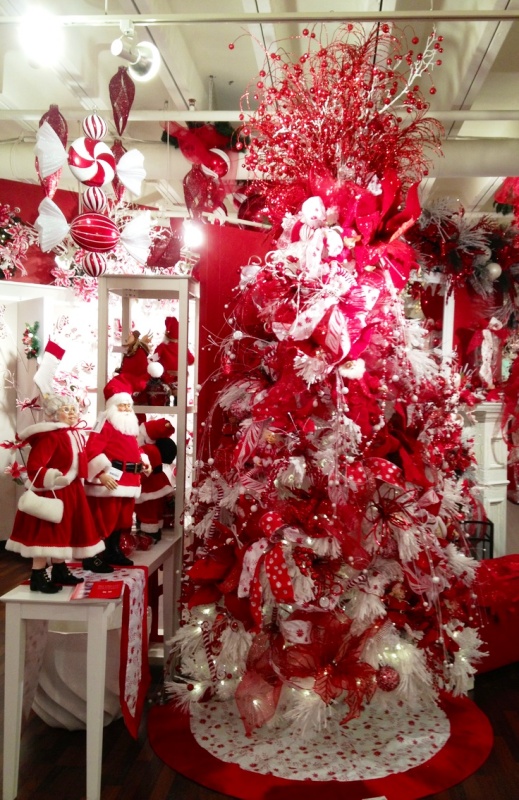 red-and-white-christmas-tree-fine-ideas