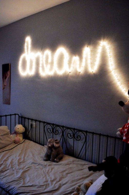 rope-light-words-chirstmas-decorations-design
