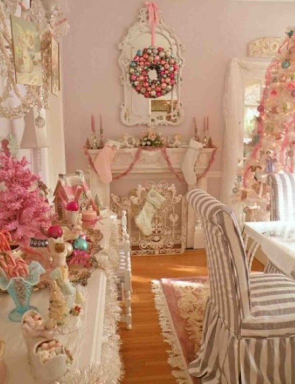 shabby-chic-pink-christmas-decorations