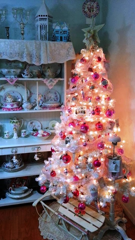 shabby-chic-pink-christmas-tree-fine-idea