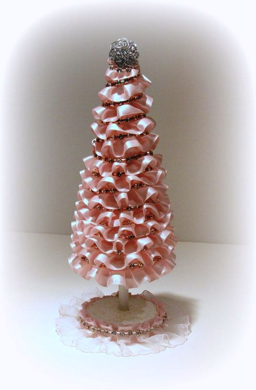shabby-chic-pink-christmas-tree-ideas
