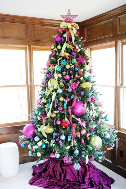 turquoise-pink-and-green-christmas-tree