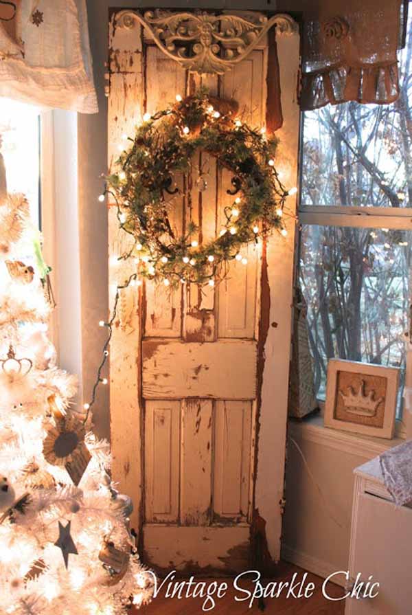 vintage-christmas-door-decorations