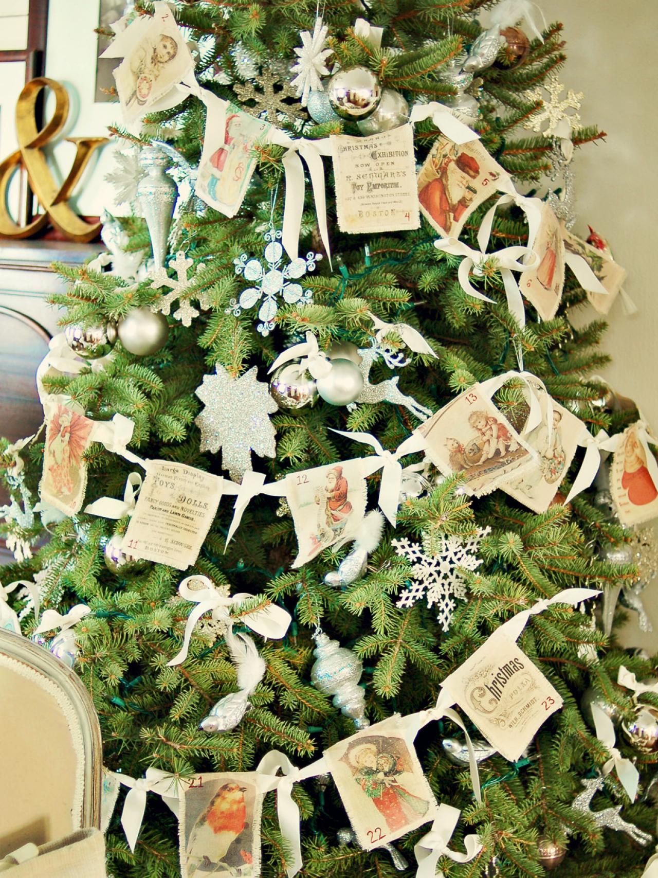 vintage-christmas-tree-advent-calendars