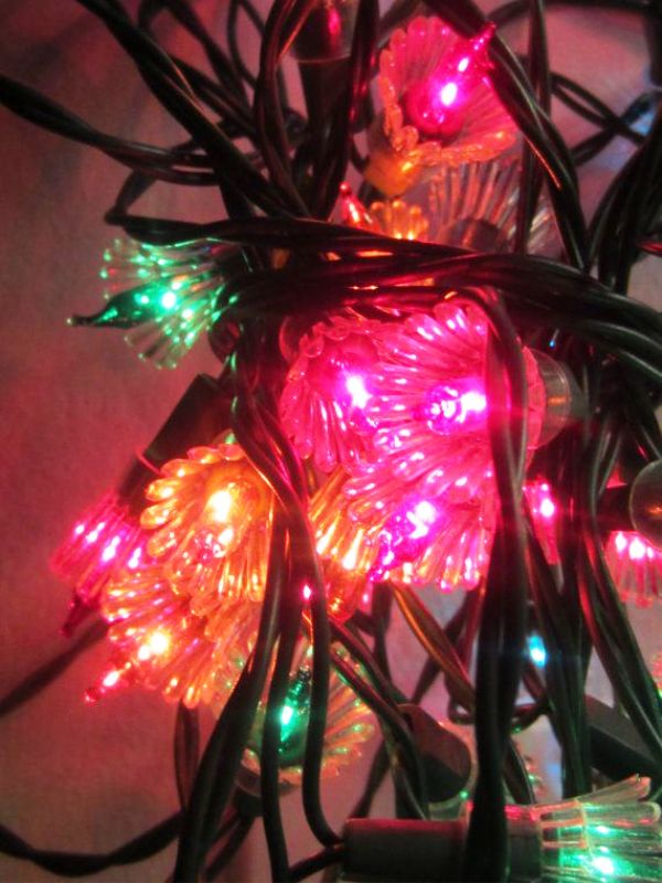 vintage-colored-christmas-lights