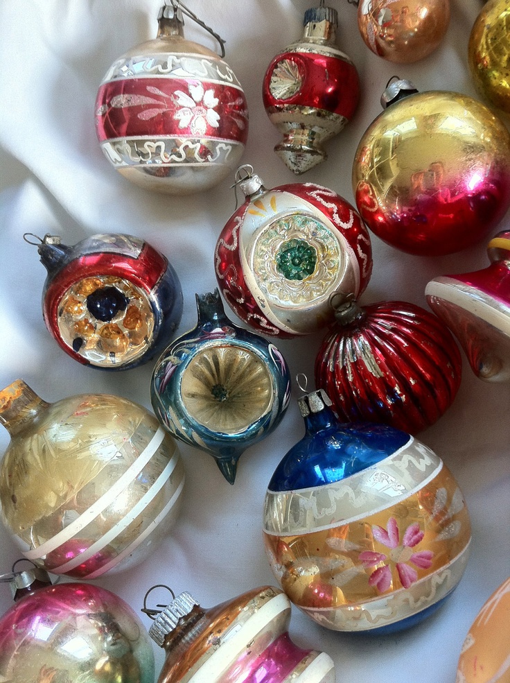 vintage-glass-christmas-ornaments
