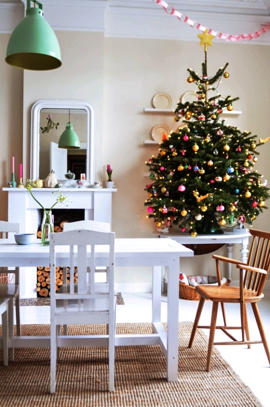 whimsical-christmas-tree-simple-decorating-ideas