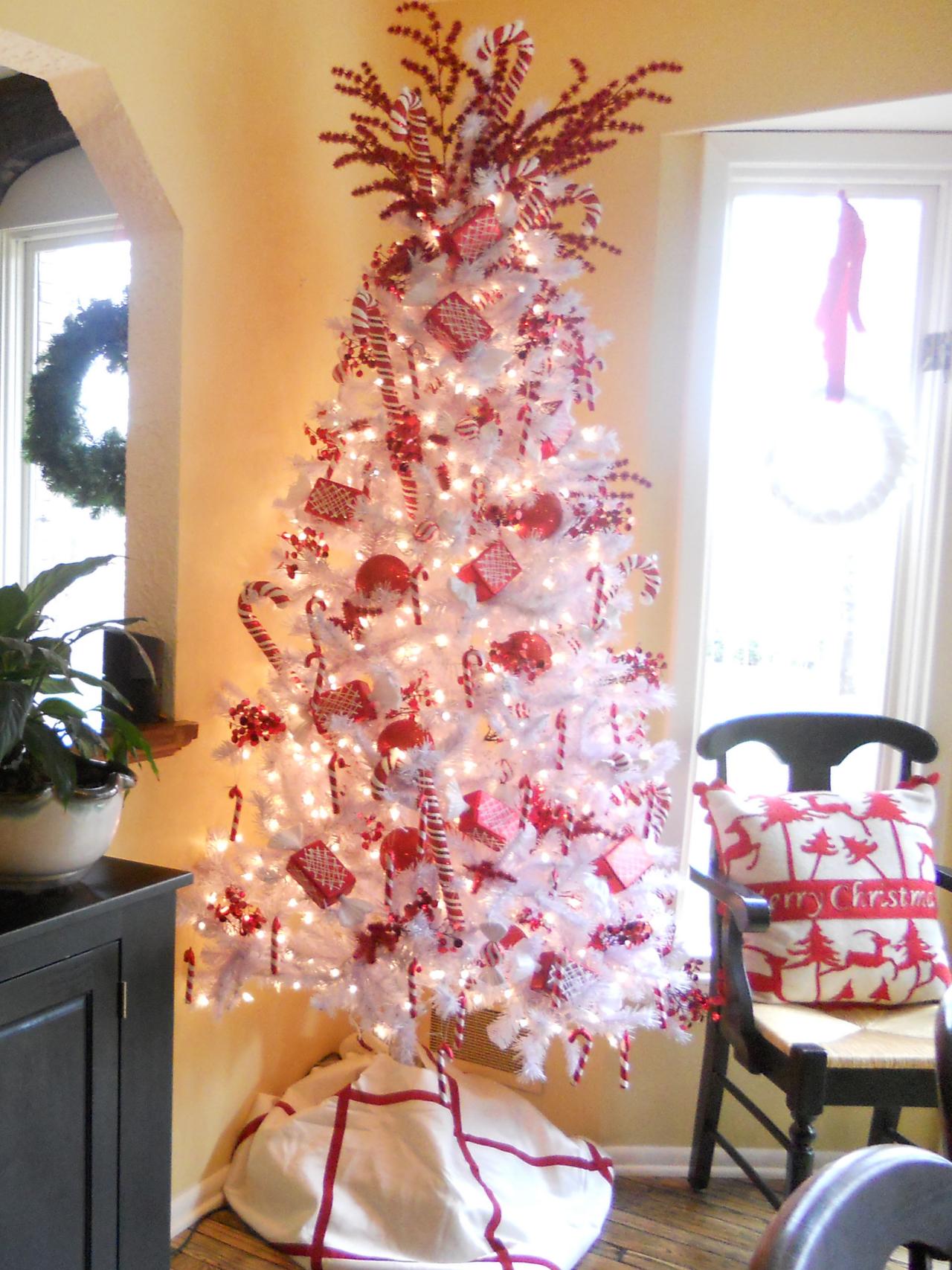 white-candy-cane-christmas-tree