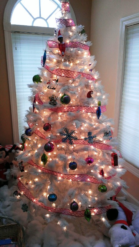 white-christmas-tree-fine-ideas