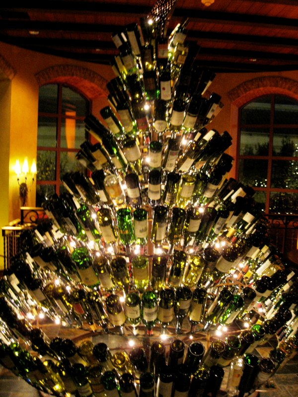 wine-bottle-christmas-tree