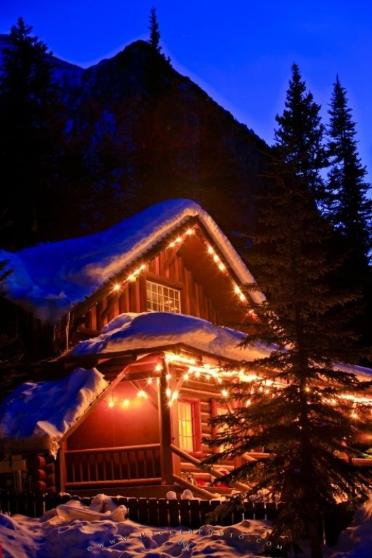 winter-cabin-scene-snow-mountain