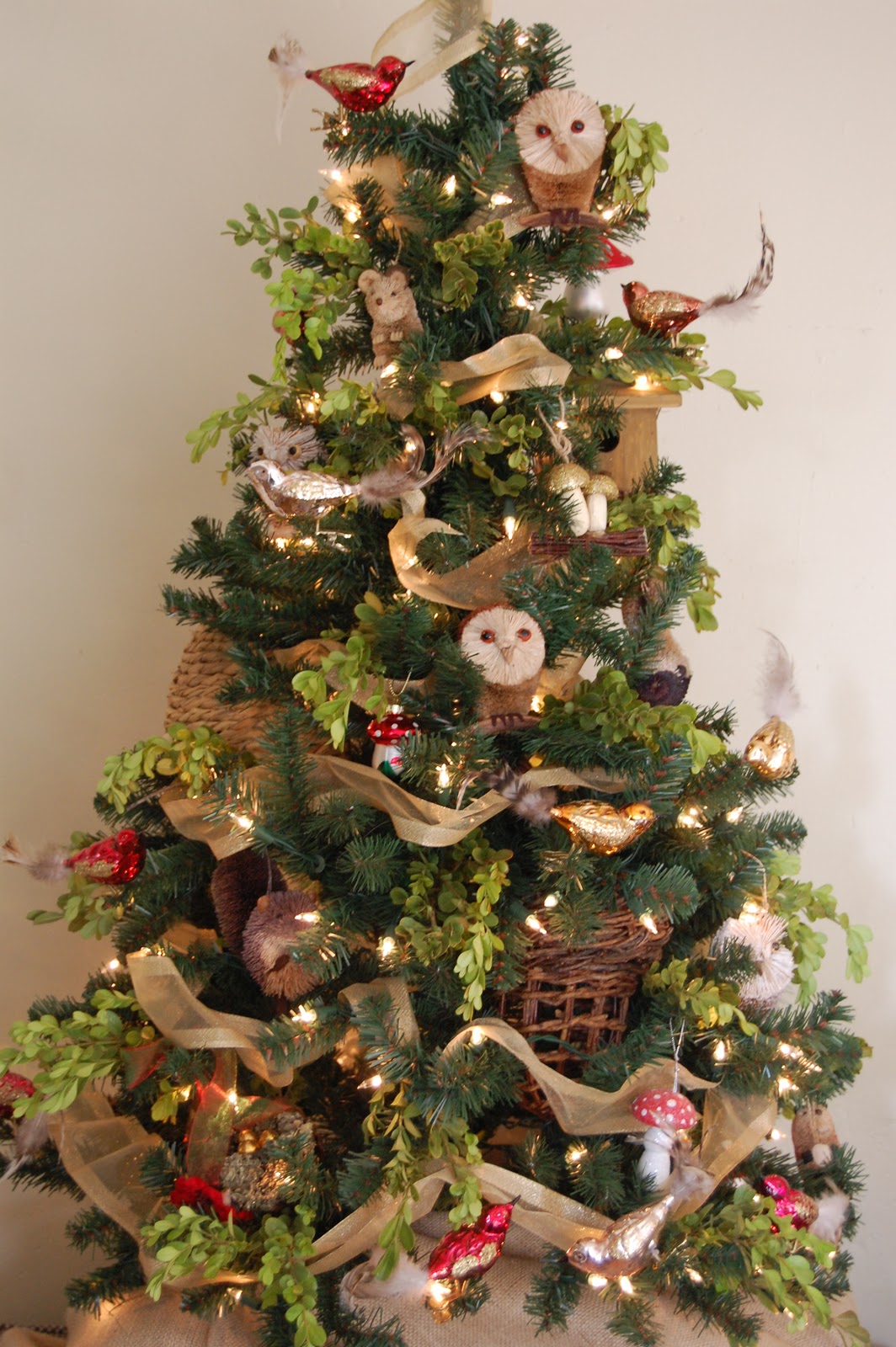 woodland-christmas-tree-theme