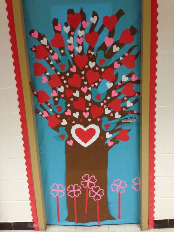 great-valentine-classroom-door-decoration-ideas