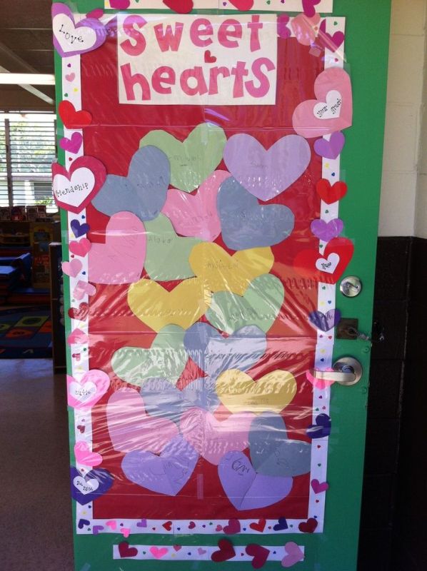 preschool-valentines-door-decoration