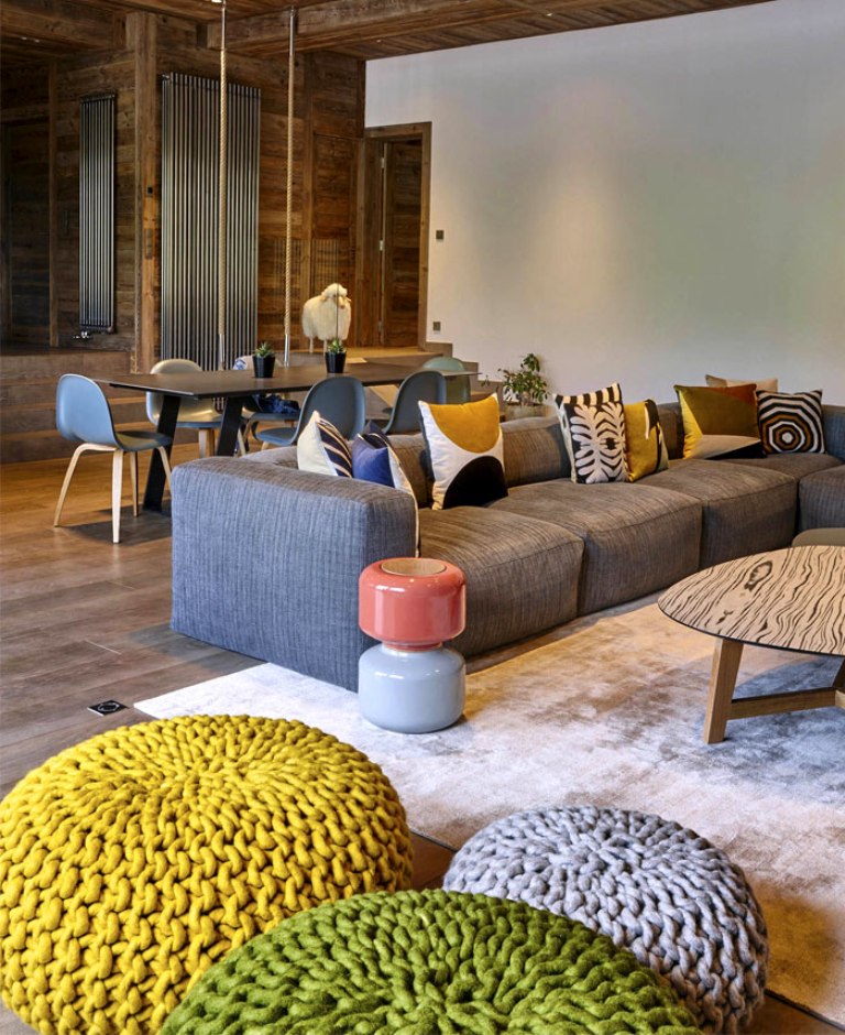 Modern Villa Living Room Design