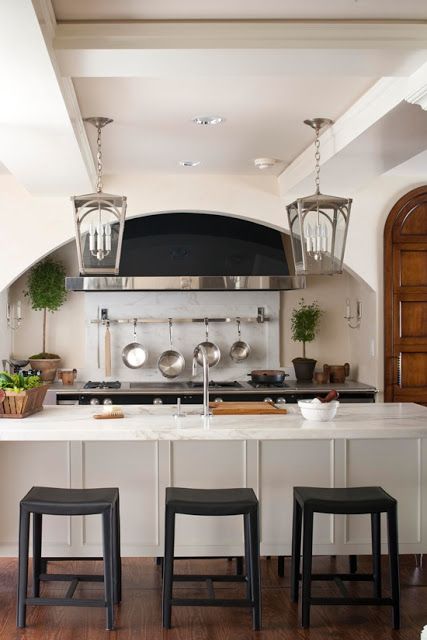 Contemporary Home Kitchen Design