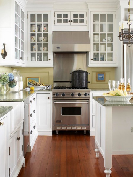 Victorian White Kitchen Cabinets