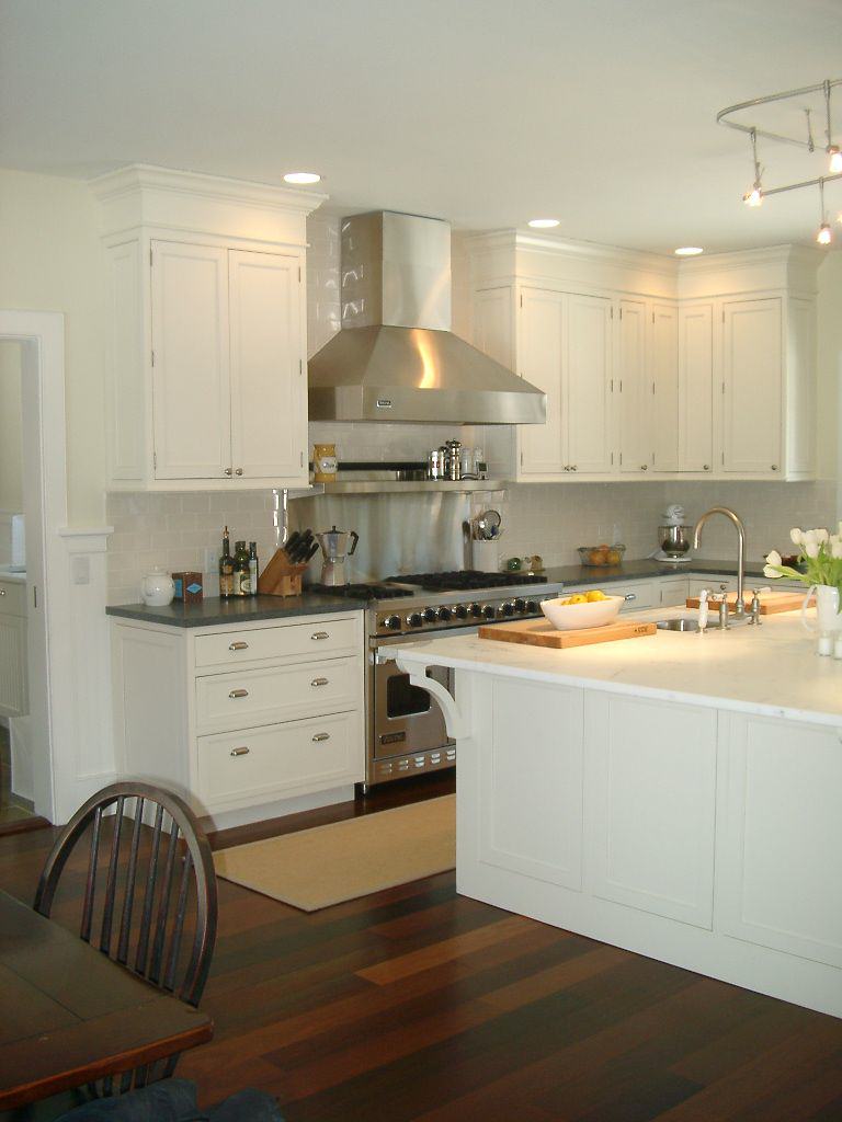 White Tile Modern Kitchen Design