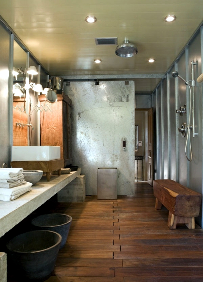Wooden Rustic Bathroom Design