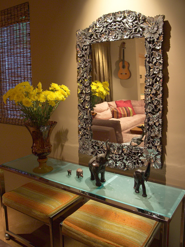 Asian Living Room Design with Mirrors Frames