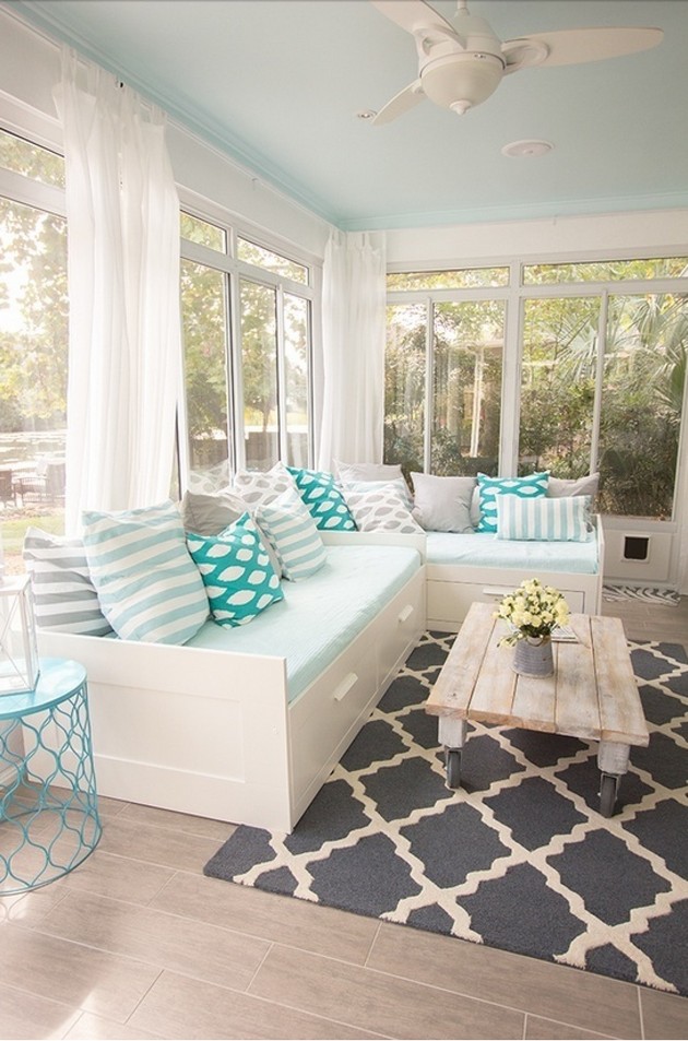 Beautiful Beach Style Living Room Design