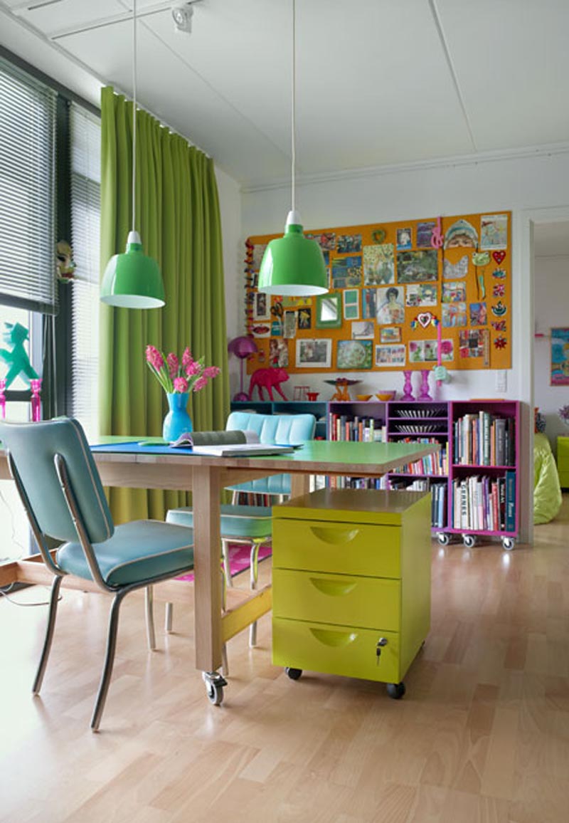 Colorful Modern Home Office Design