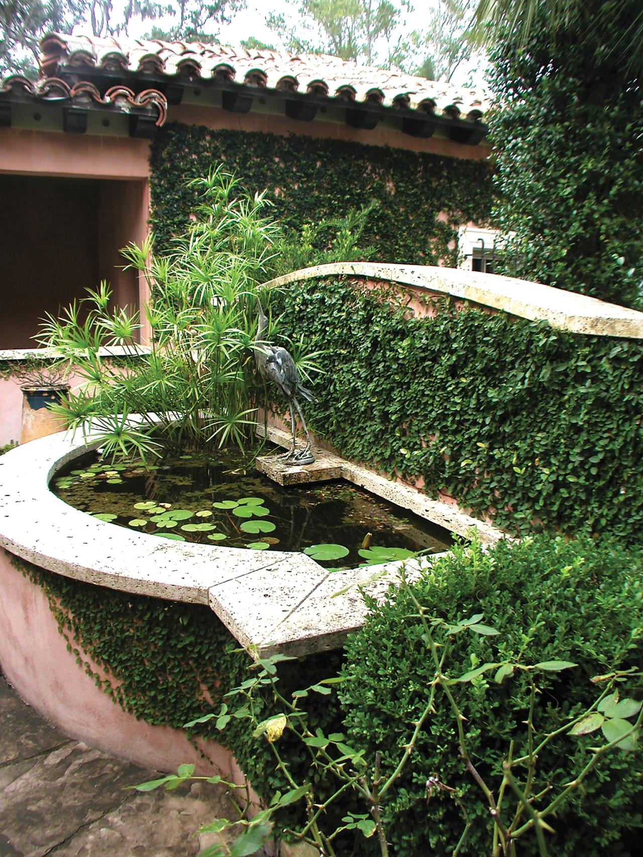 Courtyard Water Fountains Asian Outdoor Design