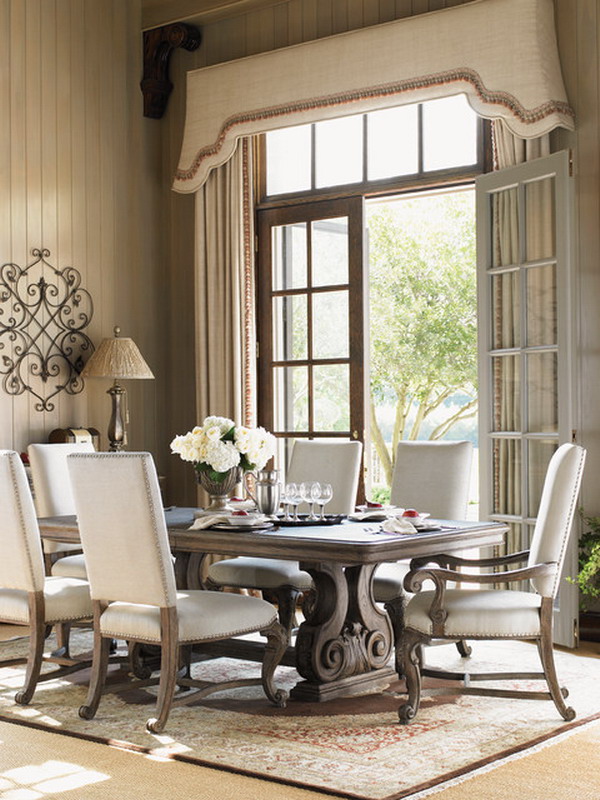 Elegant Traditional Dining Room Design