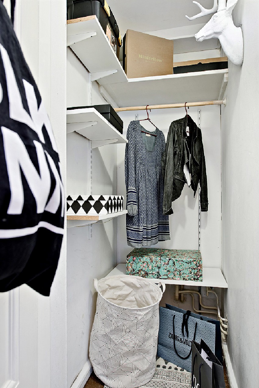 Extremely Scandinavian Closet Design