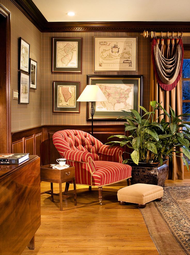 Handsome Traditional Home Office Design