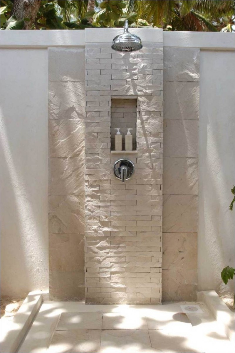 Mediterranean Outdoor Shower Design