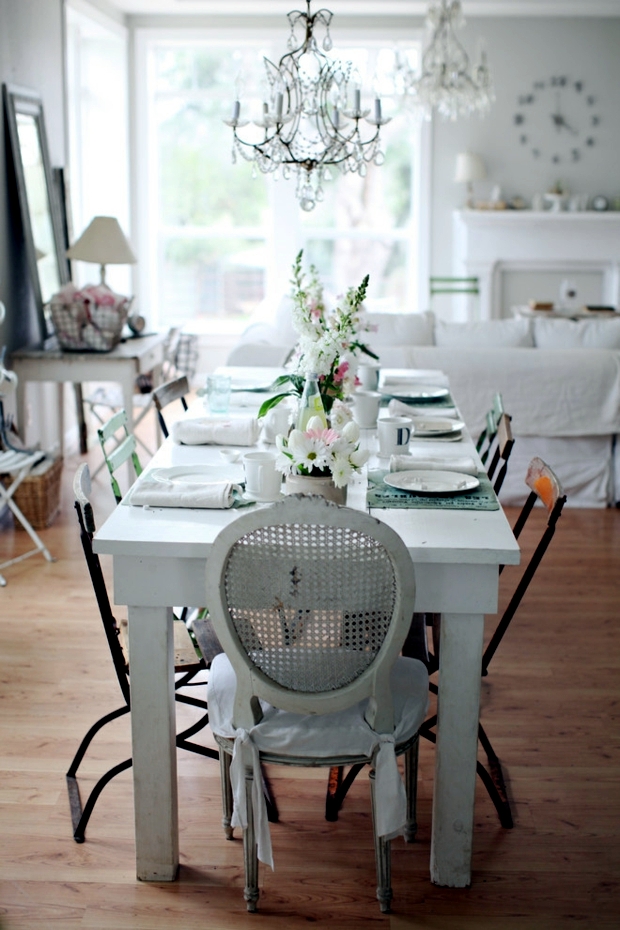 Original Shabby-Chic Style Dining Room Design