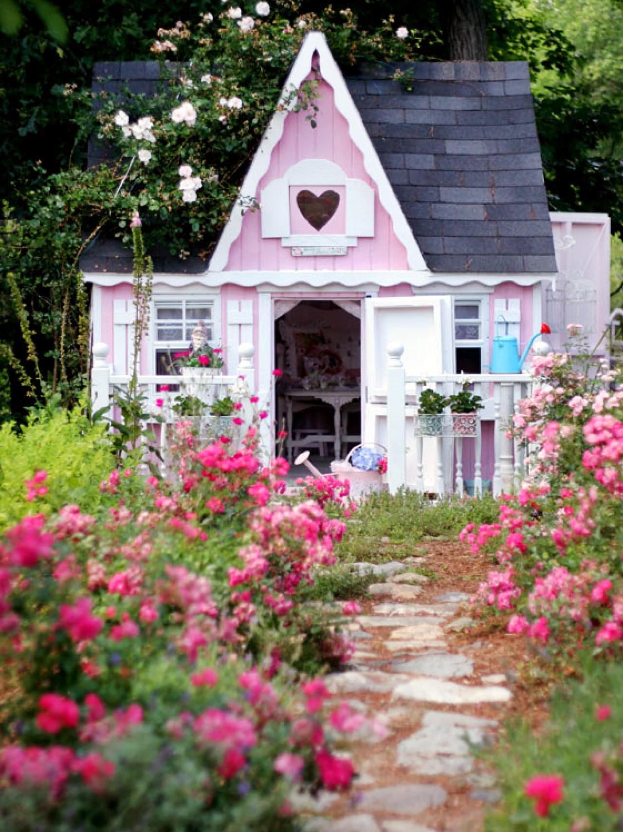 Pink Shabby-Chic Style Exterior Design