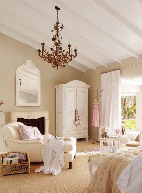 Romantic Shabby-Chic Style Bedroom Design