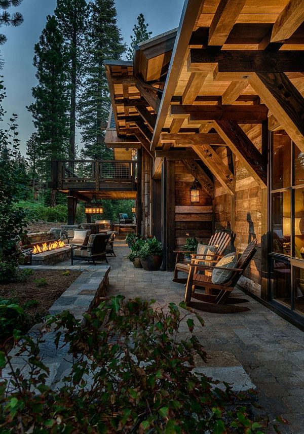 Rustic Mountain Cabin Exterior Design