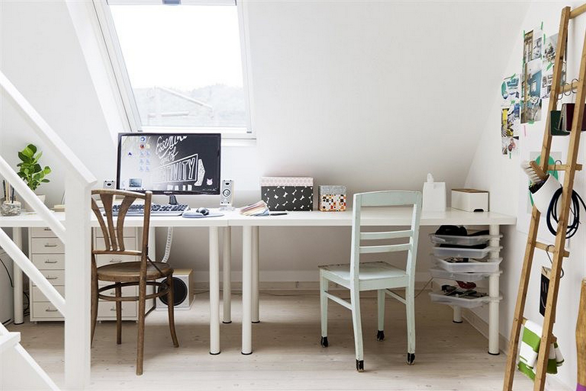 White Shabby-Chic Style Home Office Design