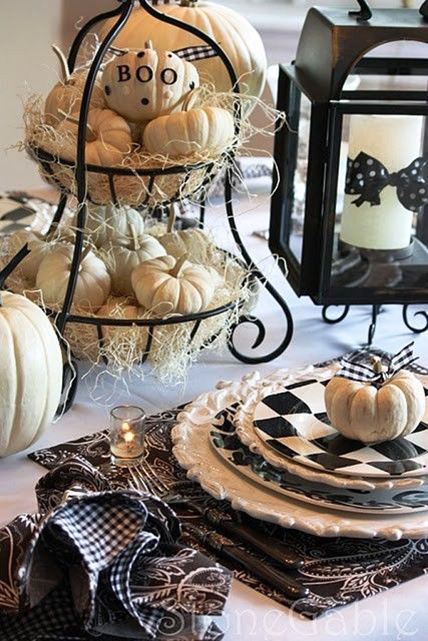 black and white halloween table decoration