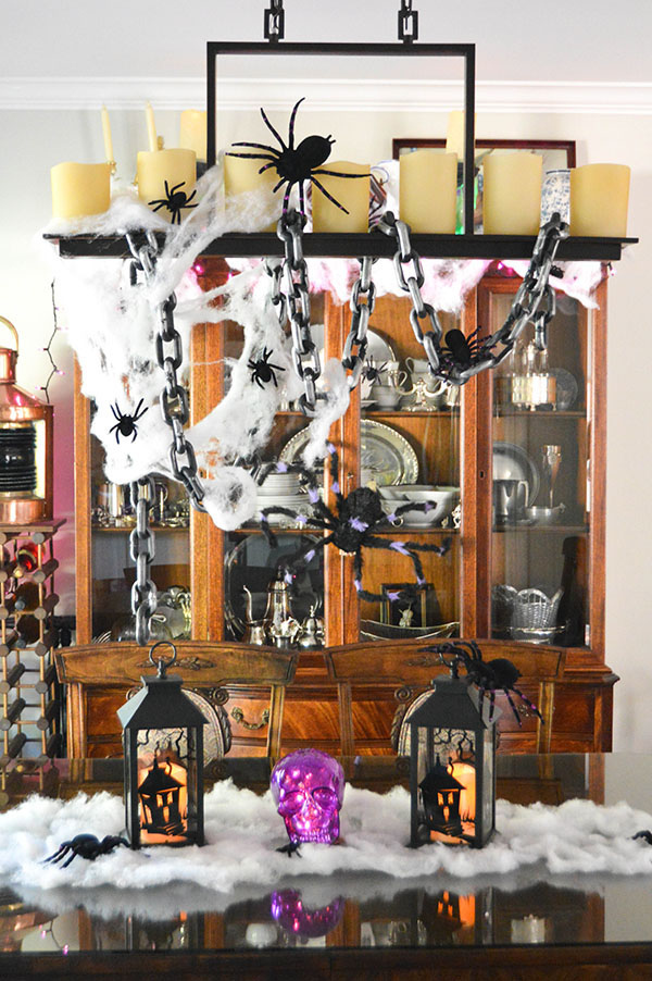 Creepy Halloween Room Decorations