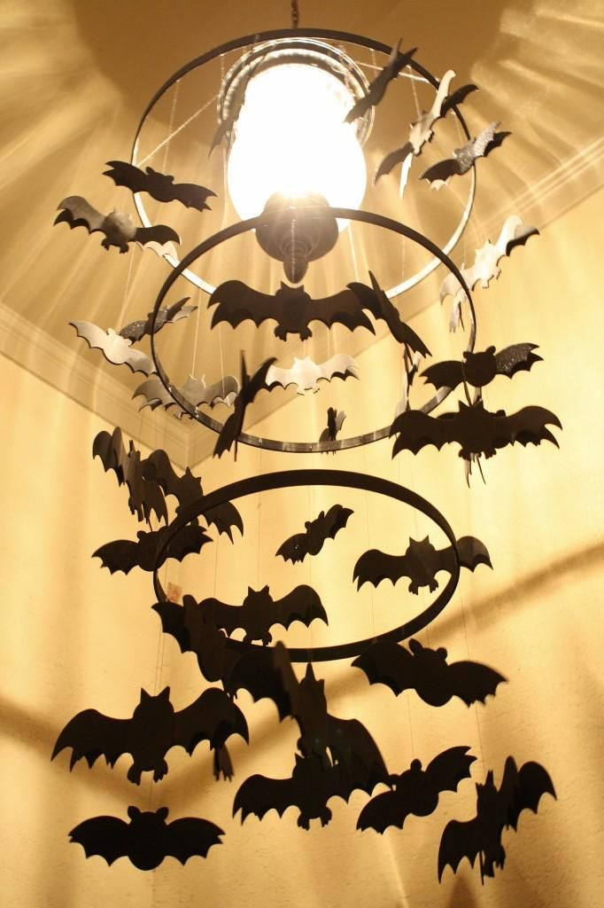 DIY Spooky Bat Halloween Decorations