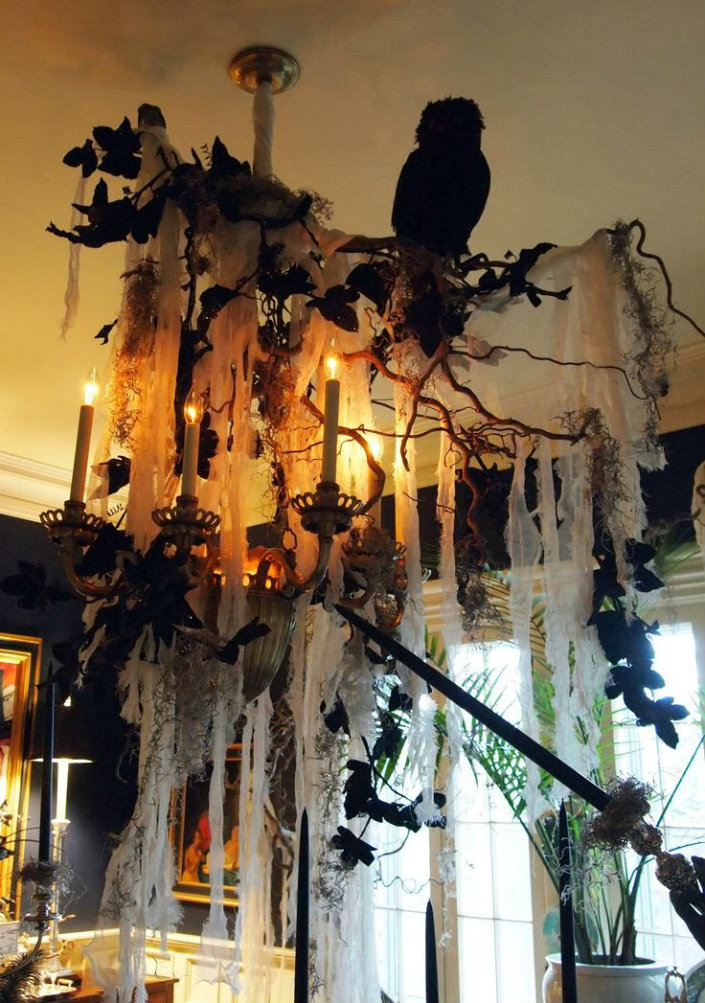 Easy and Stylish Halloween Room Decorations
