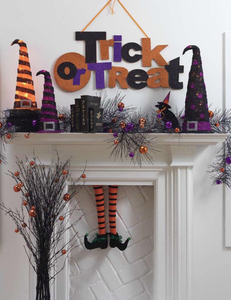 25 Halloween Witches Decorations Ideas – Decoration Love