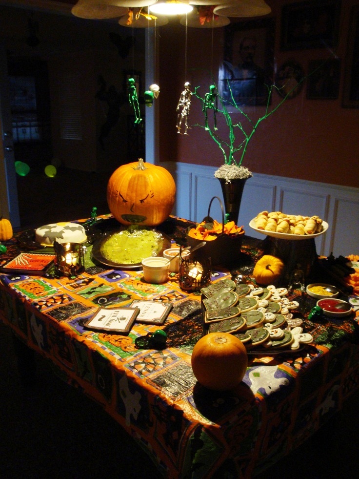 Halloween Food Table Decorations