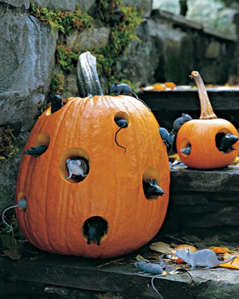 25 Outside Halloween Decorations Ideas - Decoration Love