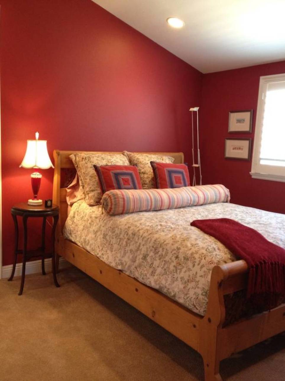 Amazing Red Bedroom Design