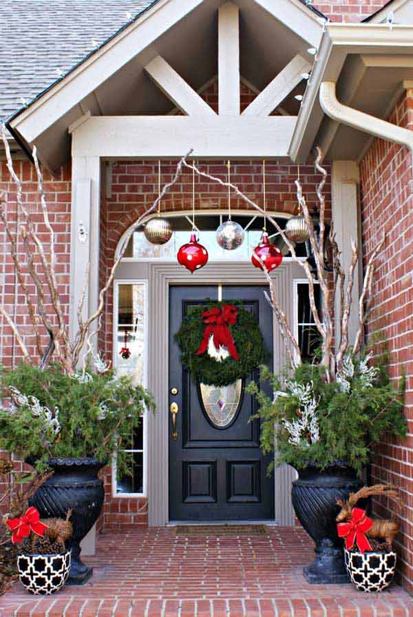 DIY Front Porch Christmas Decorating Ideas 2016
