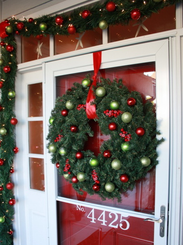Front Door Christmas Decorating